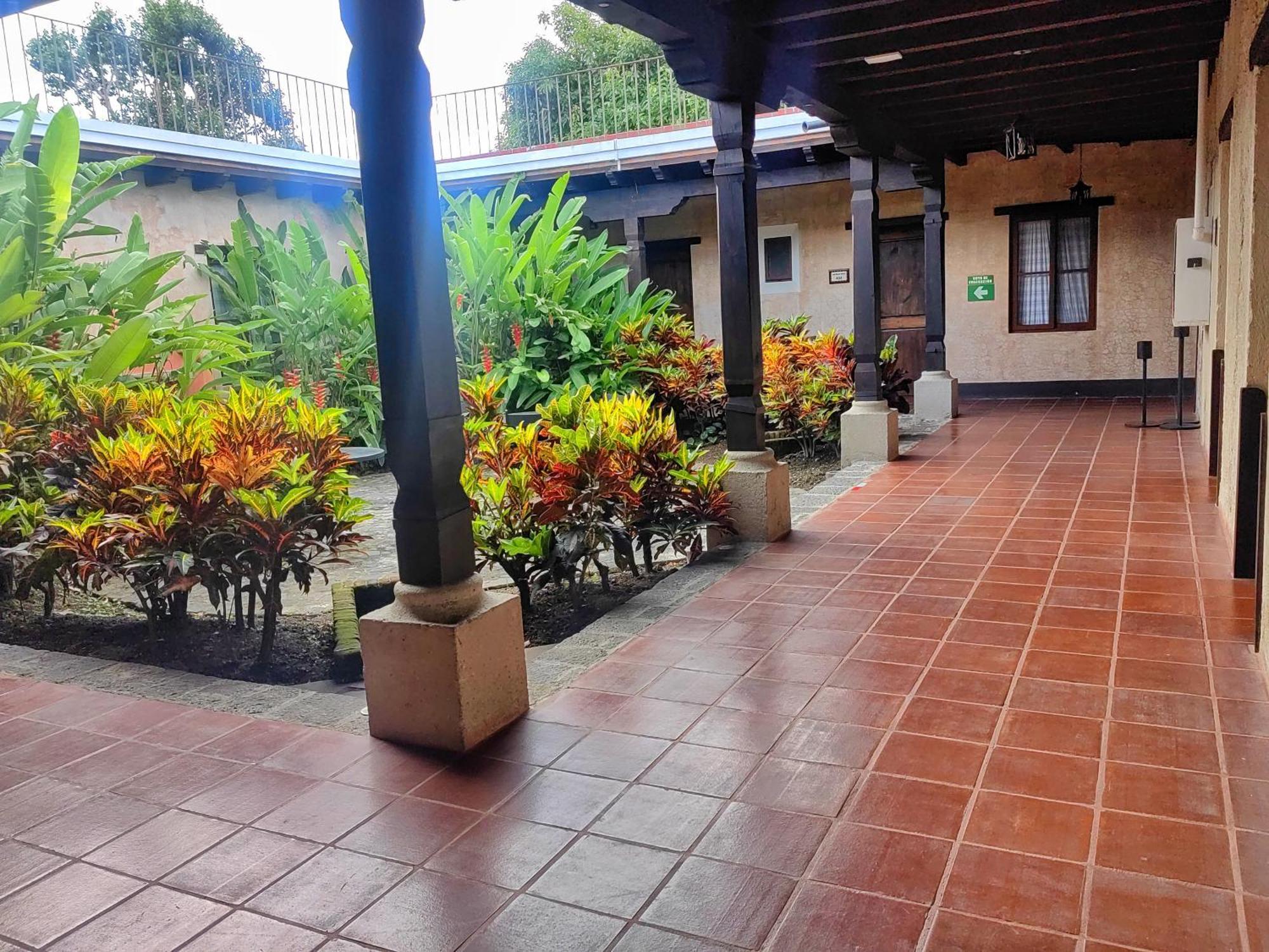 Porta Hotel Antigua Bagian luar foto